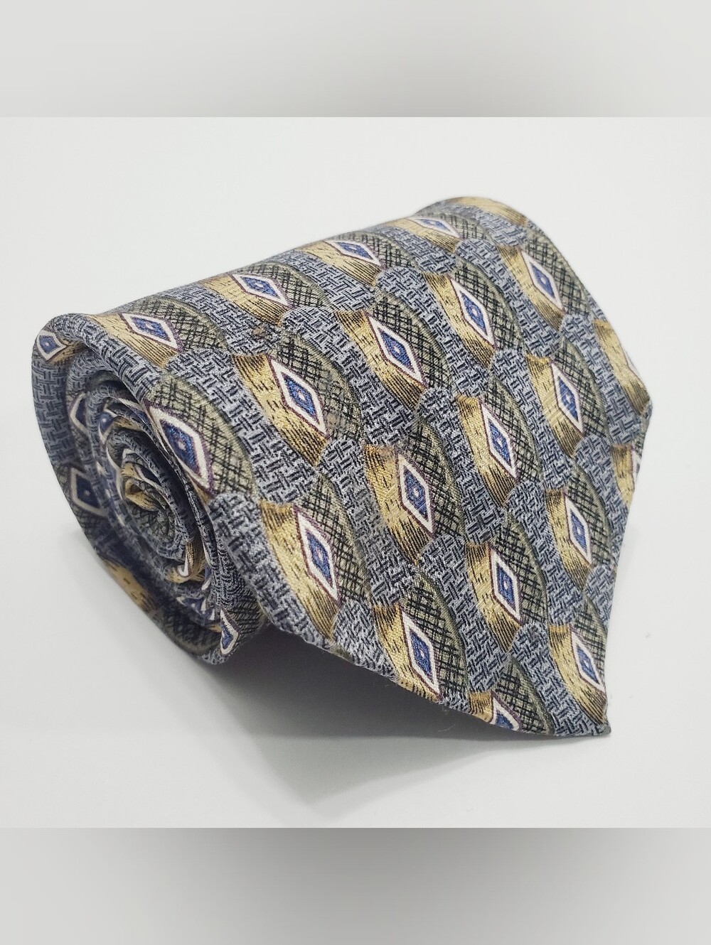 Guy Laroche Diffusion Men's Silk Neck Tie Tan & Gray Geometric Pattern 58x3.75"